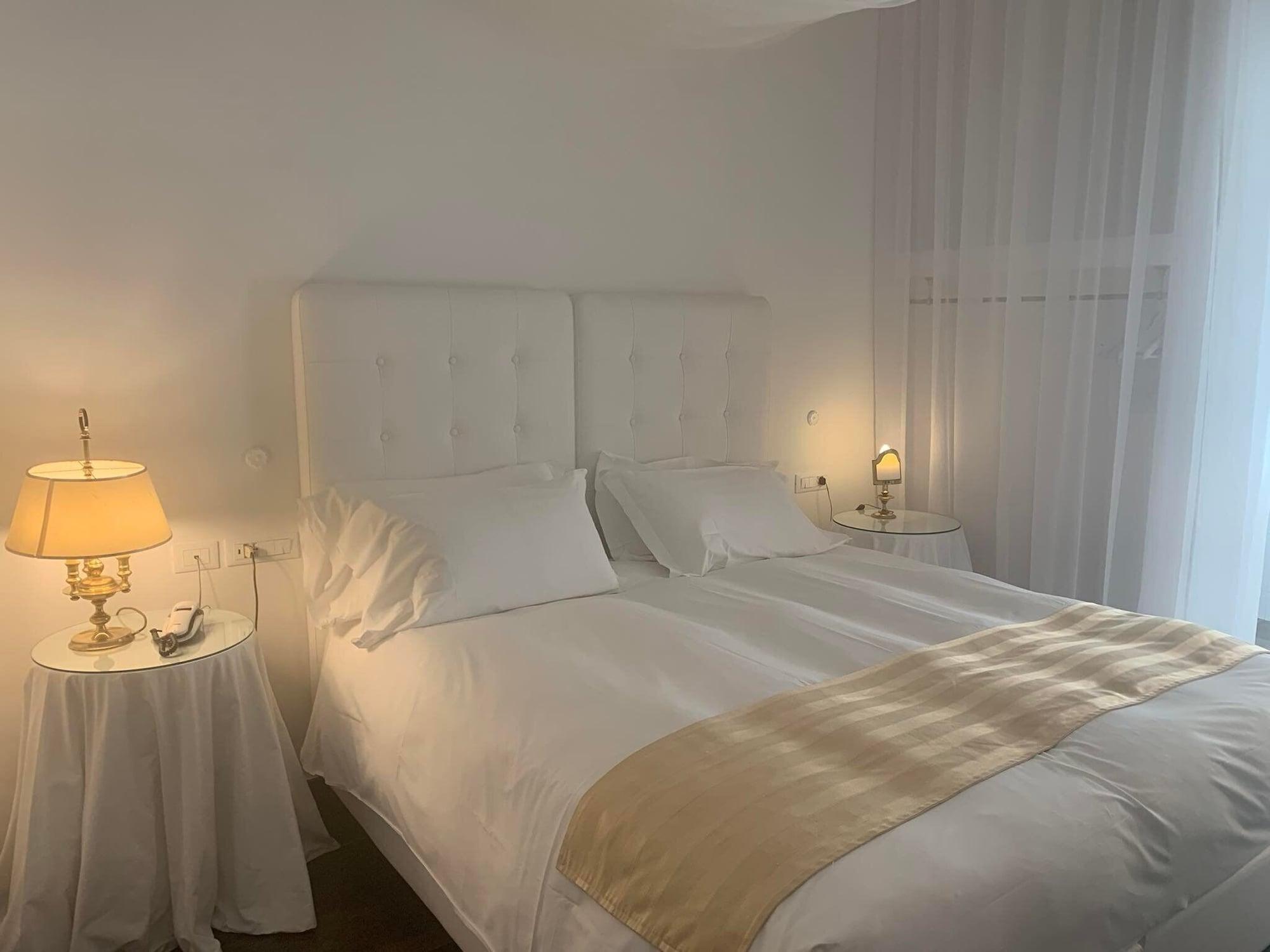 Eveline Portosole Hotel Санремо Екстер'єр фото