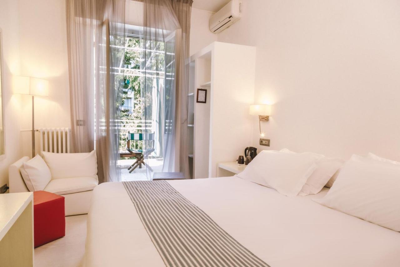 Eveline Portosole Hotel Санремо Екстер'єр фото