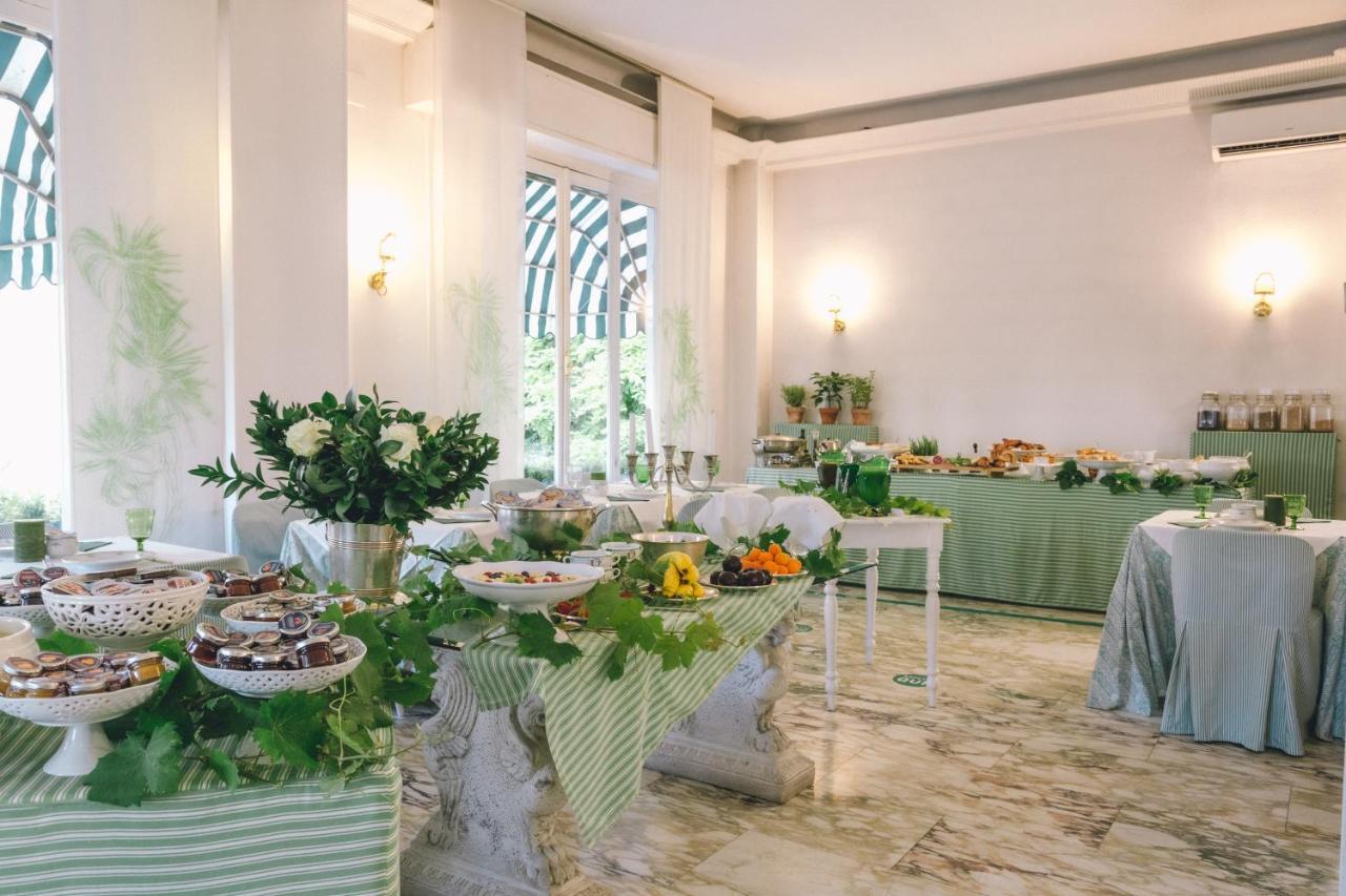 Eveline Portosole Hotel Санремо Екстер'єр фото