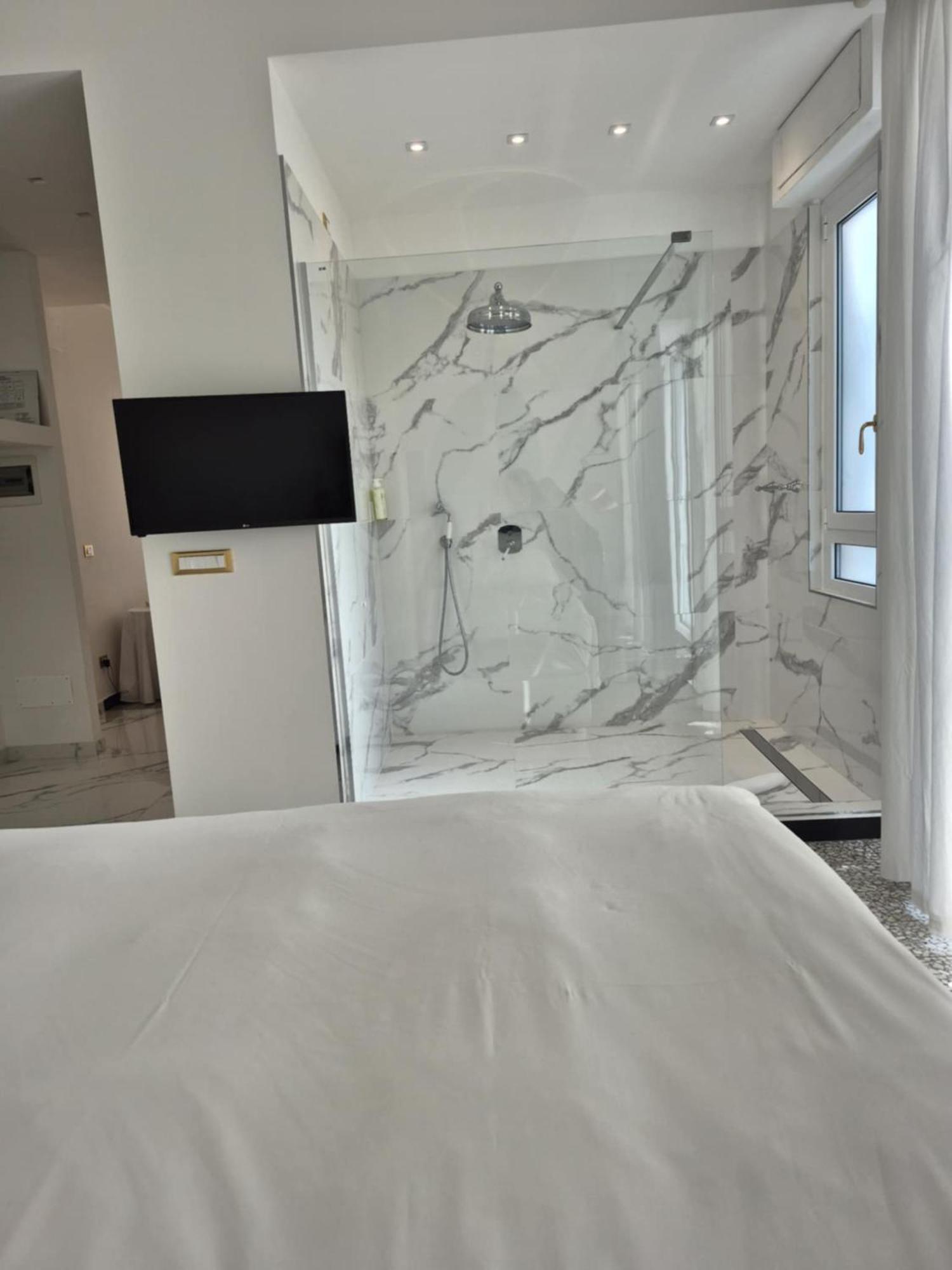 Eveline Portosole Hotel Санремо Екстер'єр фото